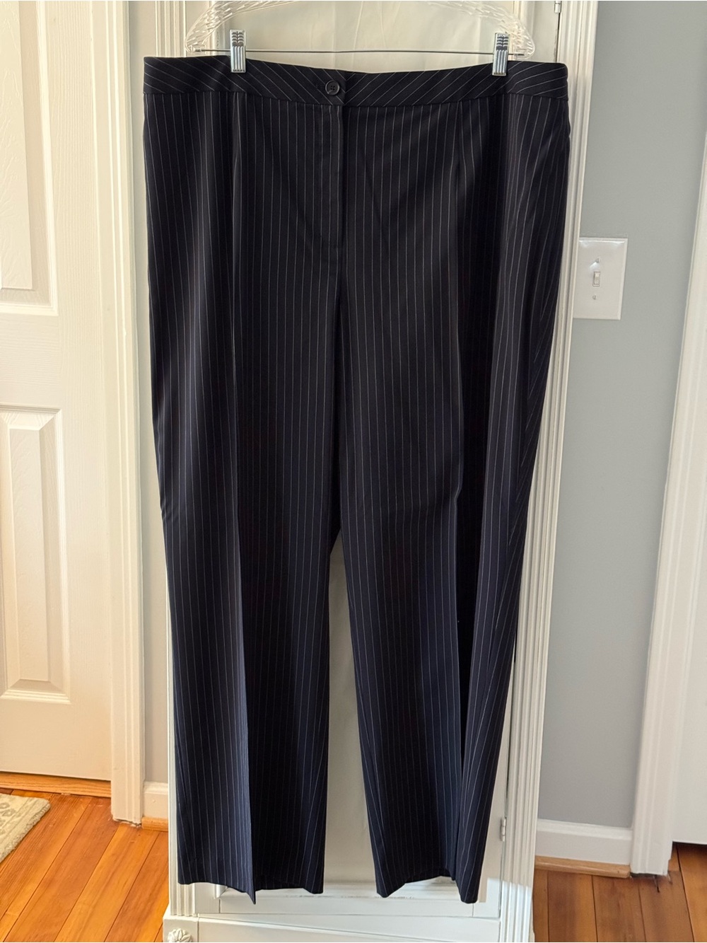 Jones New York Navy Pinstripe Stretch Dress Trousers size 22W